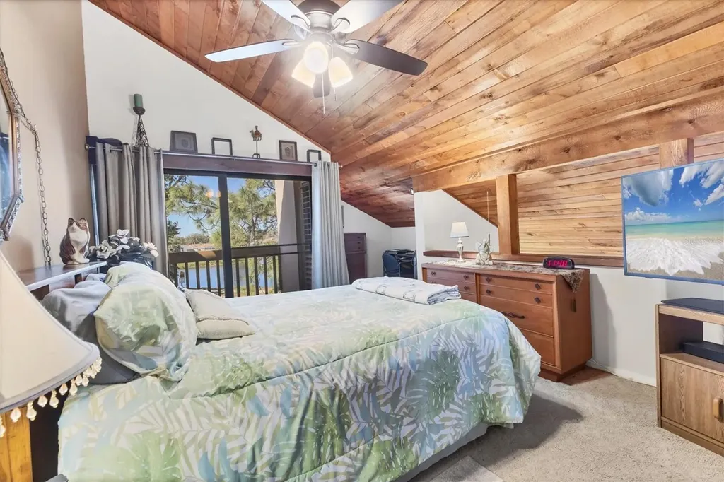 3073 Willow Green Sarasota FL 34235