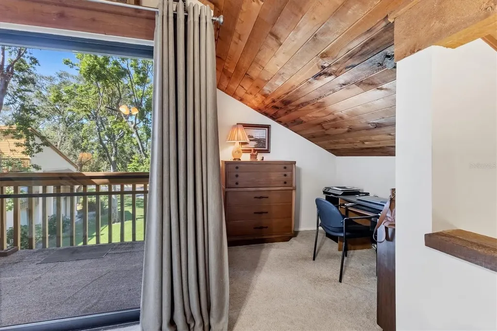 3073 Willow Green Sarasota FL 34235