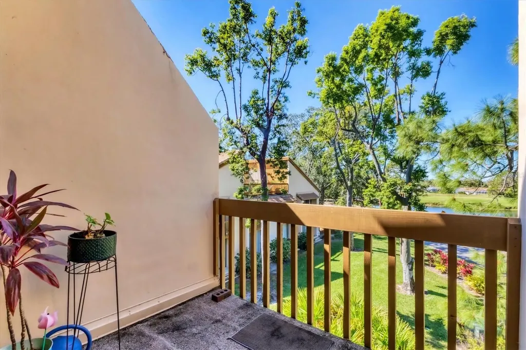 3073 Willow Green Sarasota FL 34235