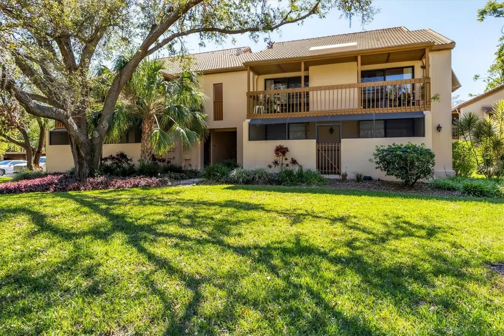 3073 Willow Green Sarasota FL 34235