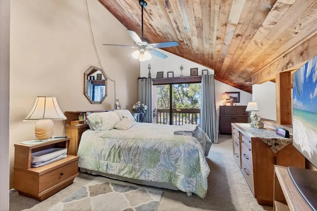 3073 Willow Green Sarasota FL 34235