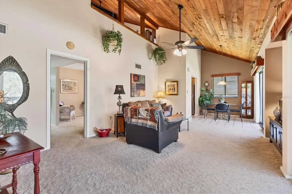 3073 Willow Green Sarasota FL 34235