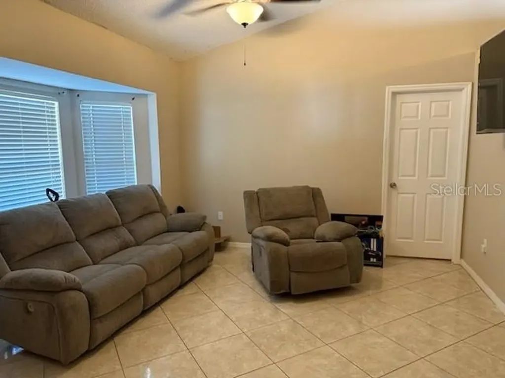 1136 Doncaster Court Kissimmee FL 34758