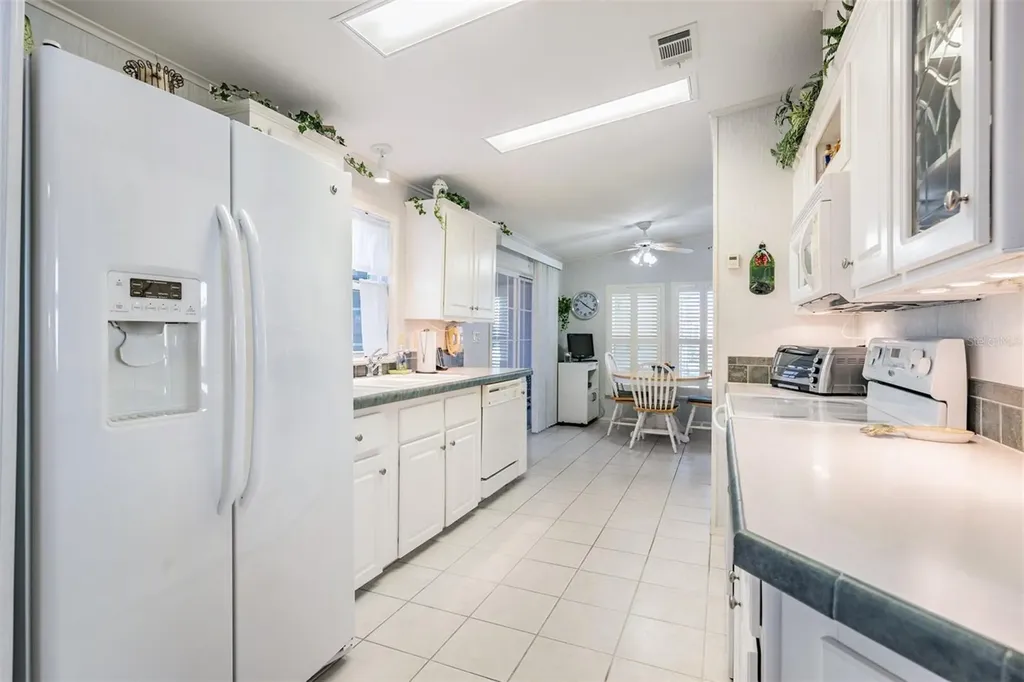 37508 Gill Avenue Zephyrhills FL 33541