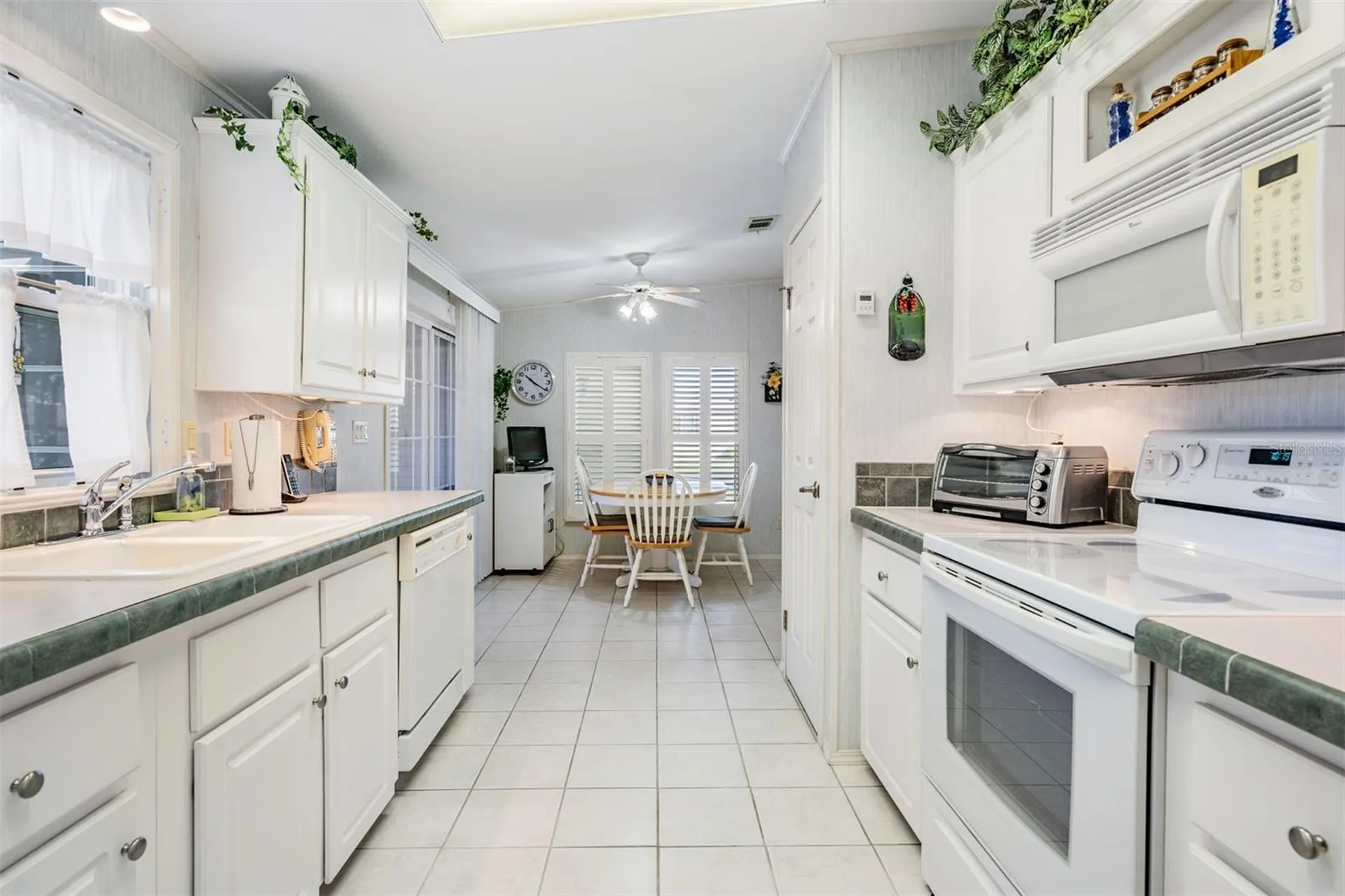 37508 Gill Avenue Zephyrhills FL 33541