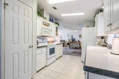 37508 Gill Avenue Zephyrhills FL 33541