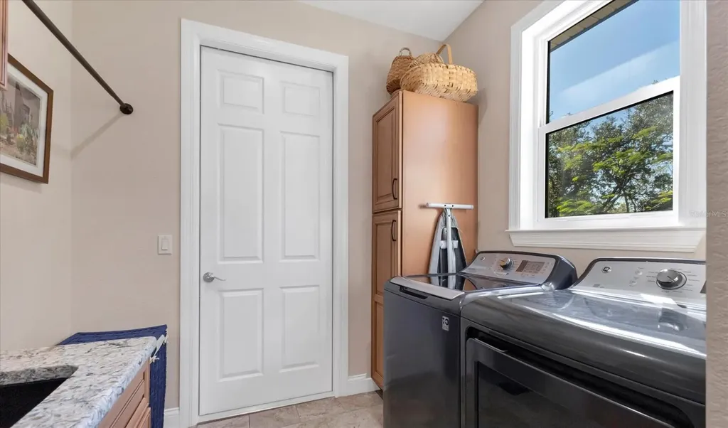 1115 Gladstone Boulevard Englewood FL 34223