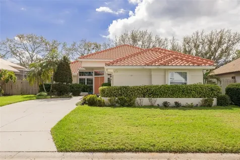 872 Live Oak Terrace NE St Petersburg FL 33703