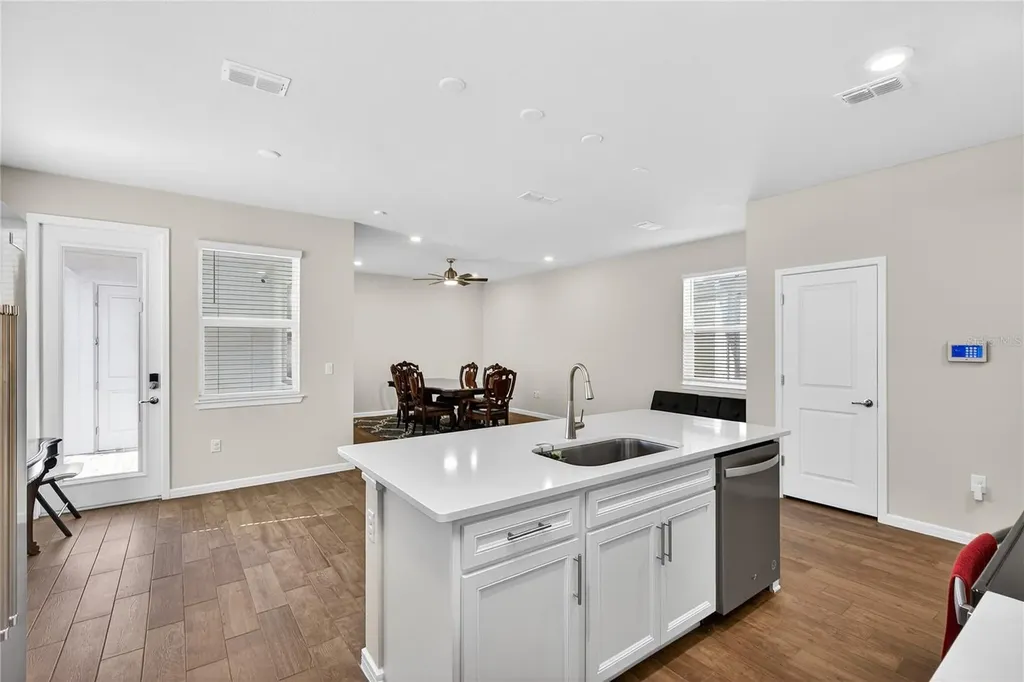 14250 Lanikai Beach Drive Orlando FL 32827