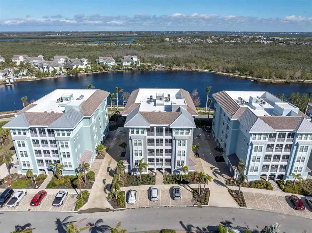 383 Aruba Circle Bradenton FL 34209