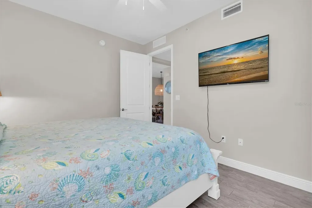 383 Aruba Circle Bradenton FL 34209