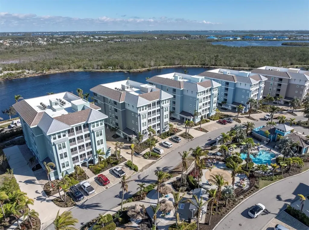 383 Aruba Circle Bradenton FL 34209