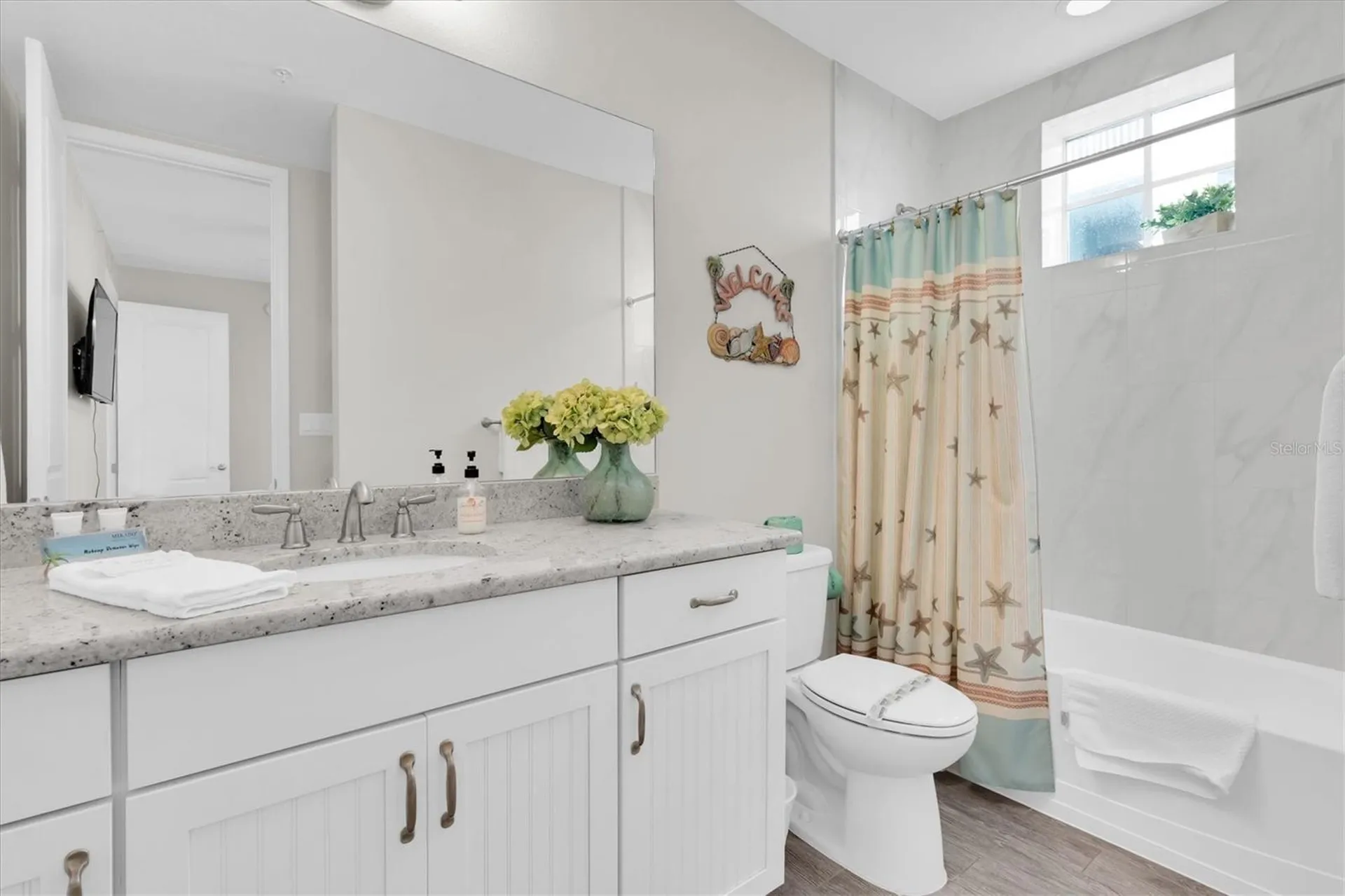 383 Aruba Circle Bradenton FL 34209
