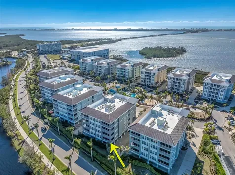 383 Aruba Circle Bradenton FL 34209