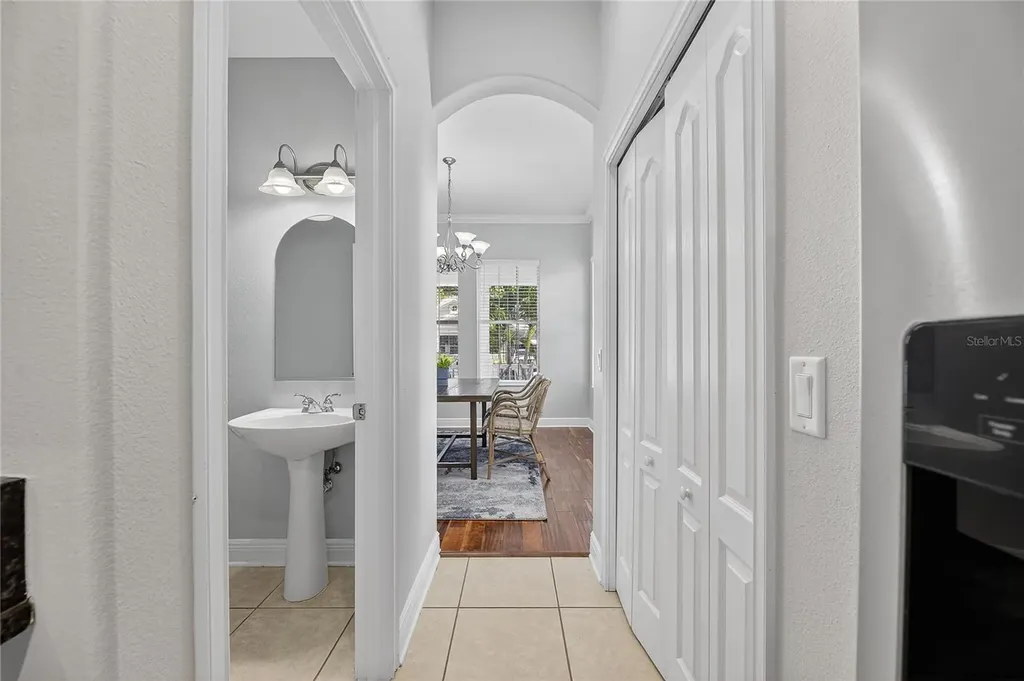 410 Manns Harbor Drive Apollo Beach FL 33572