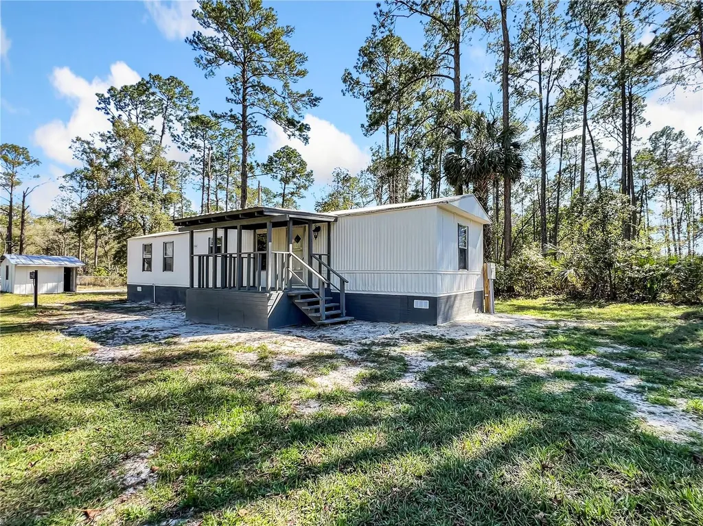 55006 5th Street Astor FL 32102