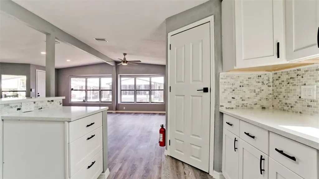 5707 45th Street E Bradenton FL 34203