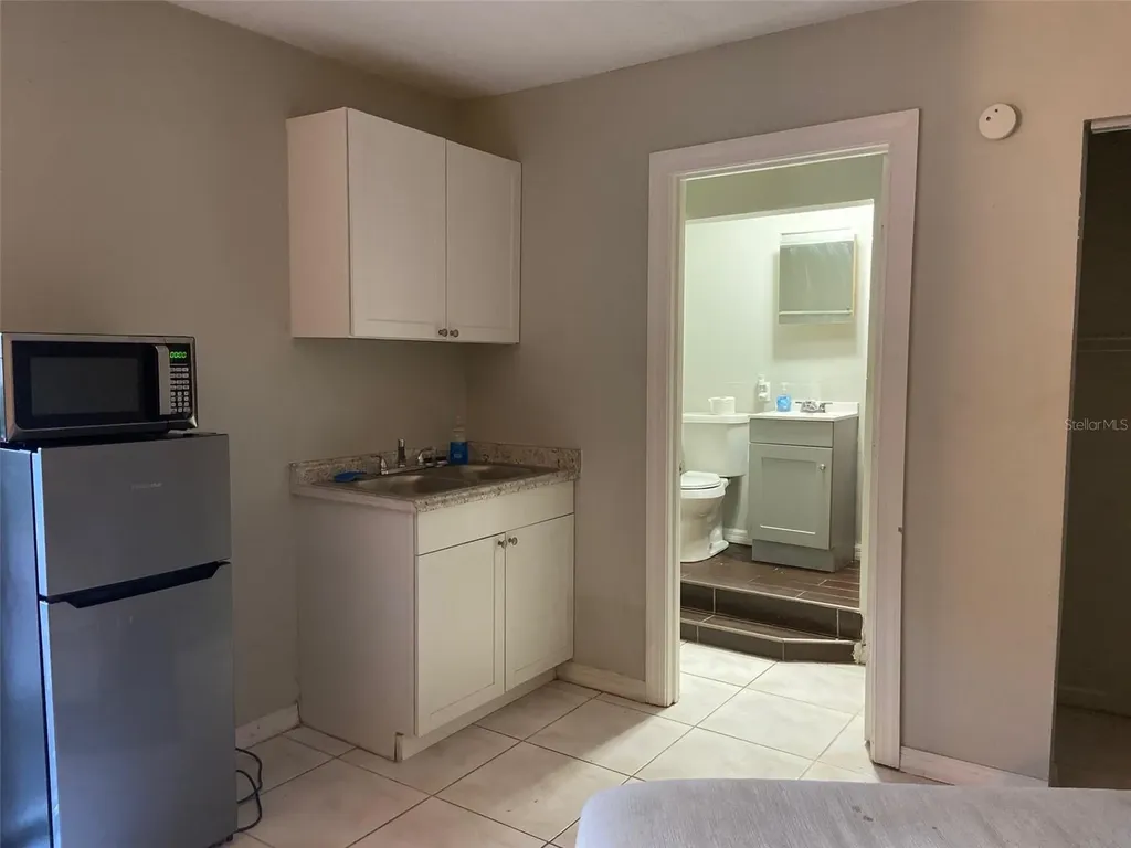 3801 Kimball Avenue Tampa FL 33614