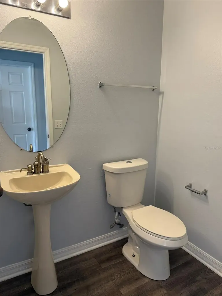 1117 Cambourne Drive Kissimmee FL 34758