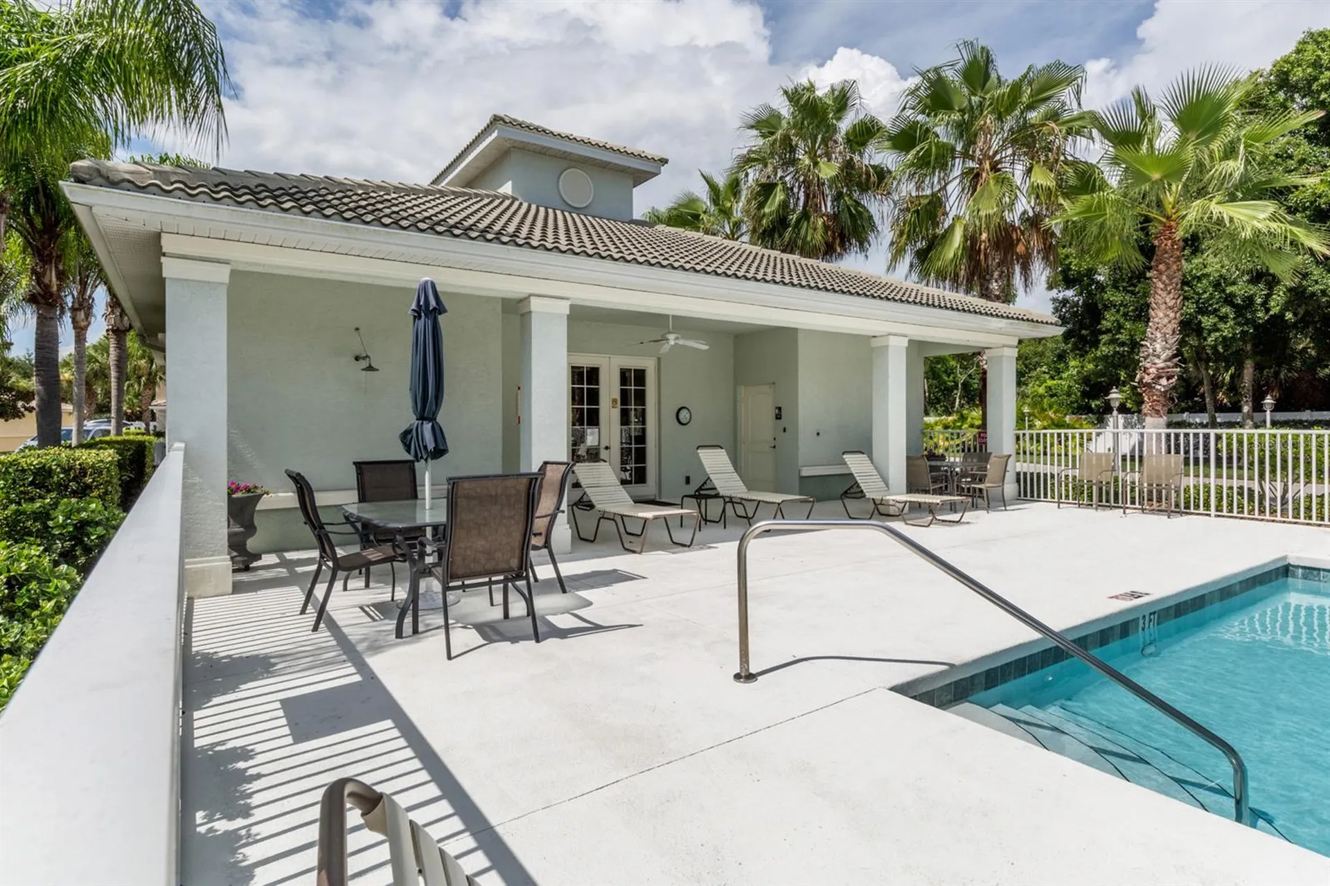 800 Gardens Edge Drive Venice FL 34285