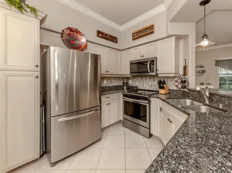 800 Gardens Edge Drive Venice FL 34285