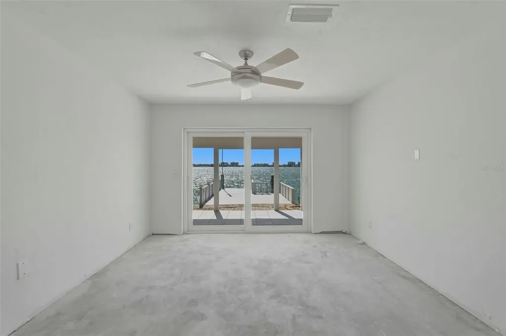 672 Boca Ciega Point Boulevard N St Petersburg FL 33708