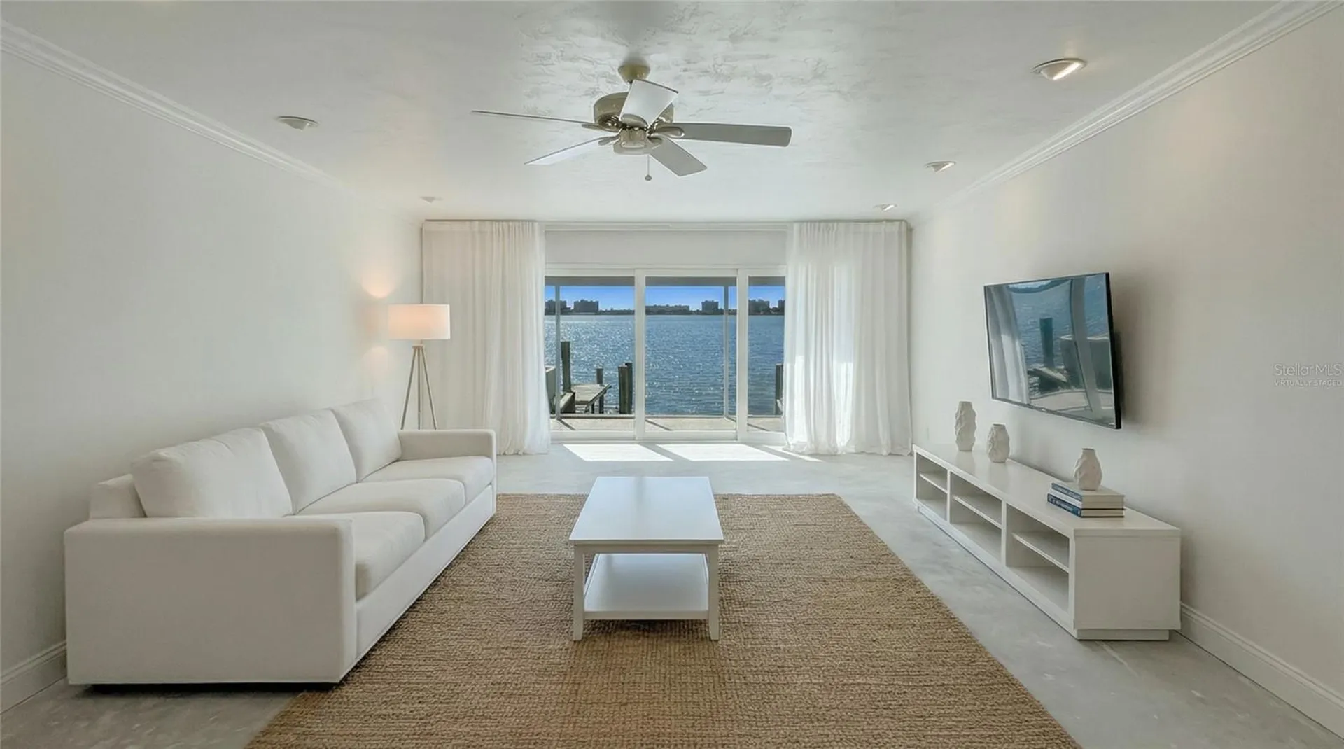 672 Boca Ciega Point Boulevard N St Petersburg FL 33708