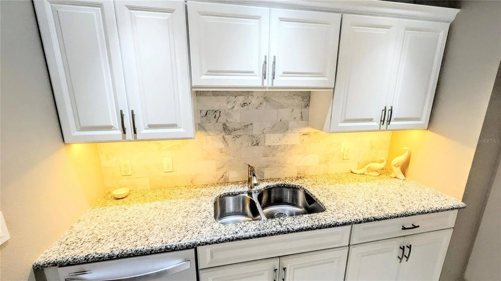 750 N Tamiami Trail Sarasota FL 34236