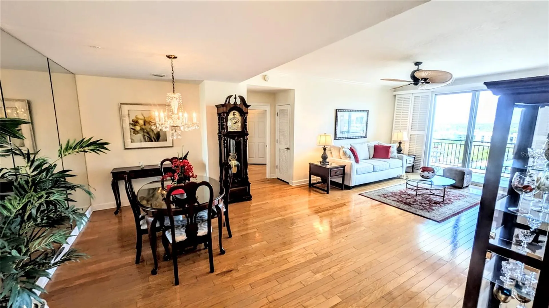 750 N Tamiami Trail Sarasota FL 34236