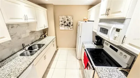 750 N Tamiami Trail Sarasota FL 34236