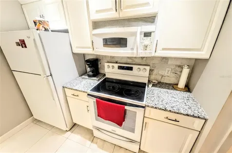 750 N Tamiami Trail Sarasota FL 34236