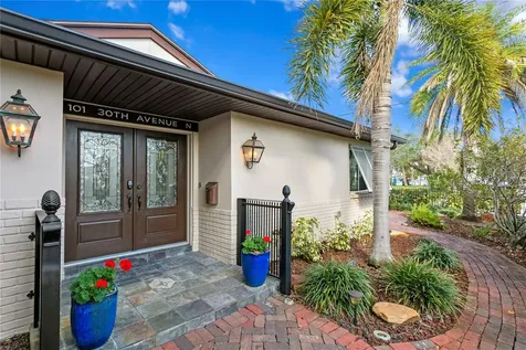 101 30th Avenue N St Petersburg FL 33704