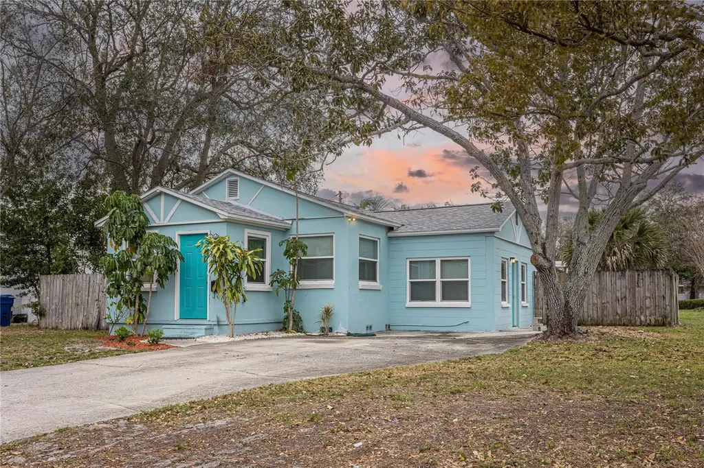 4630 Grace Street N St Petersburg FL 33714