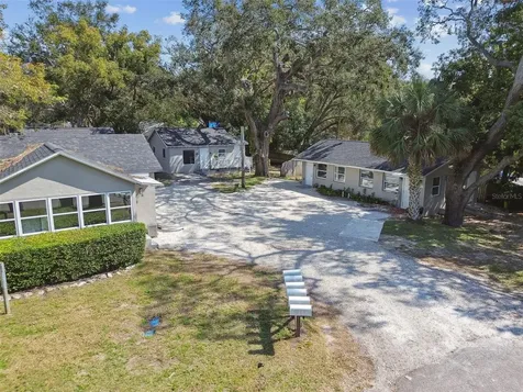 1527 Sadlon Avenue Clearwater FL 33756