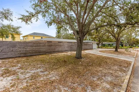 2260 Bay Street SE St Petersburg FL 33705