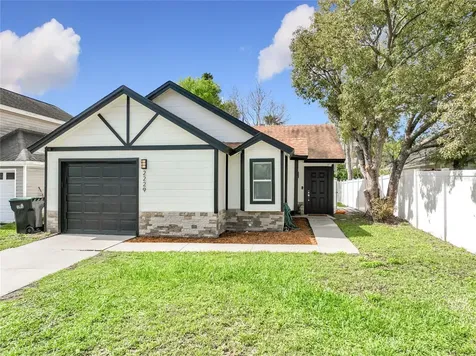 2229 Churchill Downs Circle Orlando FL 32825