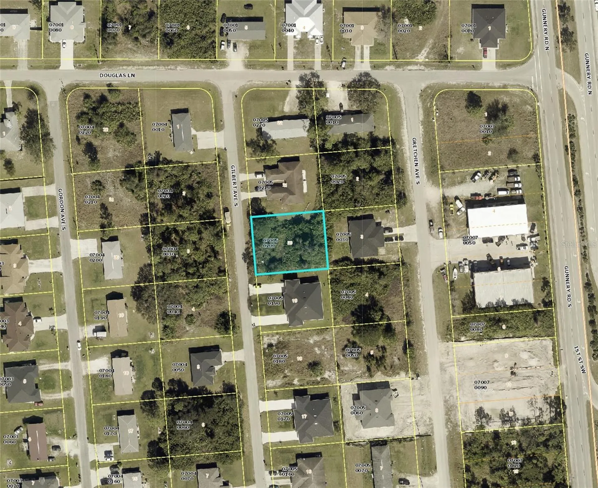 109/111 Gilbert Avenue S Lehigh Acres FL 33973