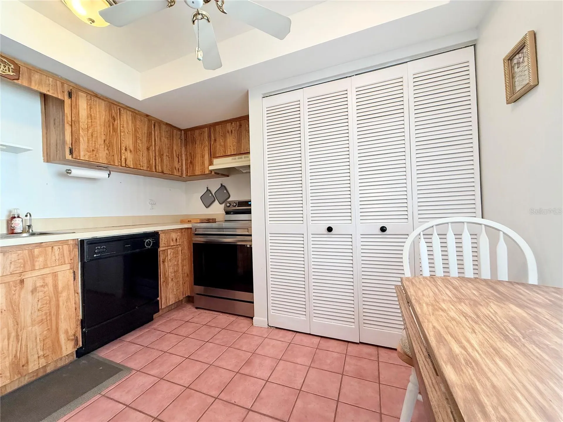 9000 Commodore Drive Seminole FL 33776