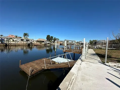 12613 4th Isle Hudson FL 34667
