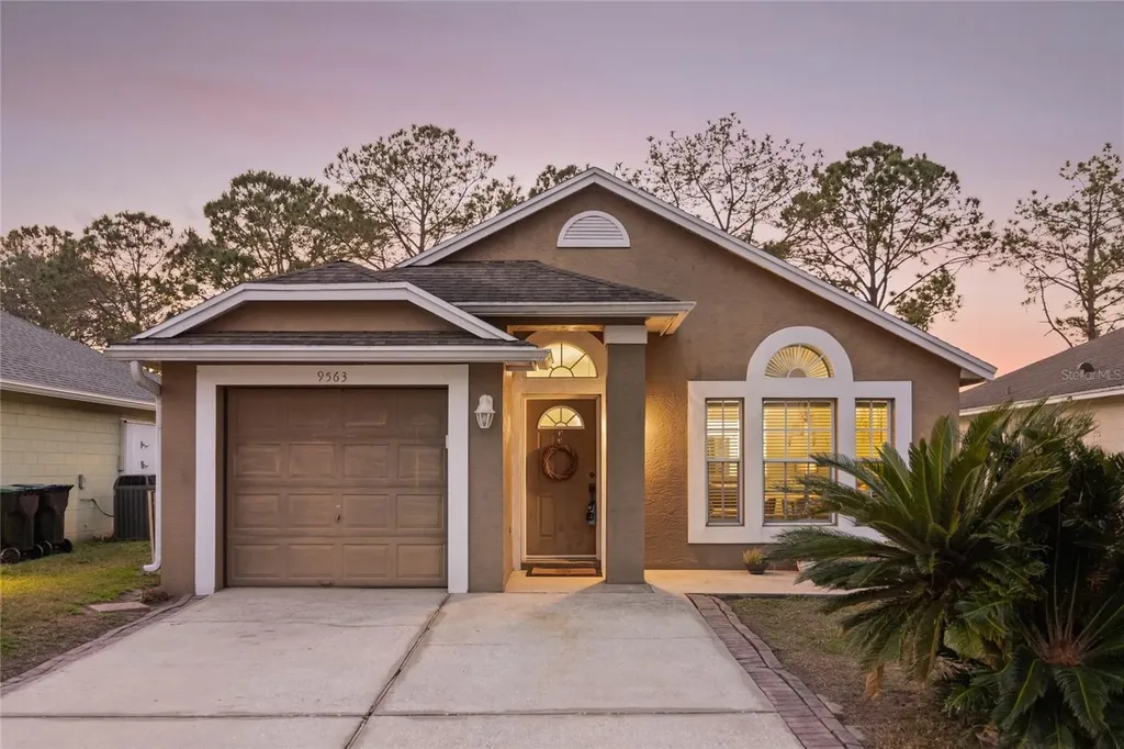 9563 Chandon Drive Orlando FL 32825