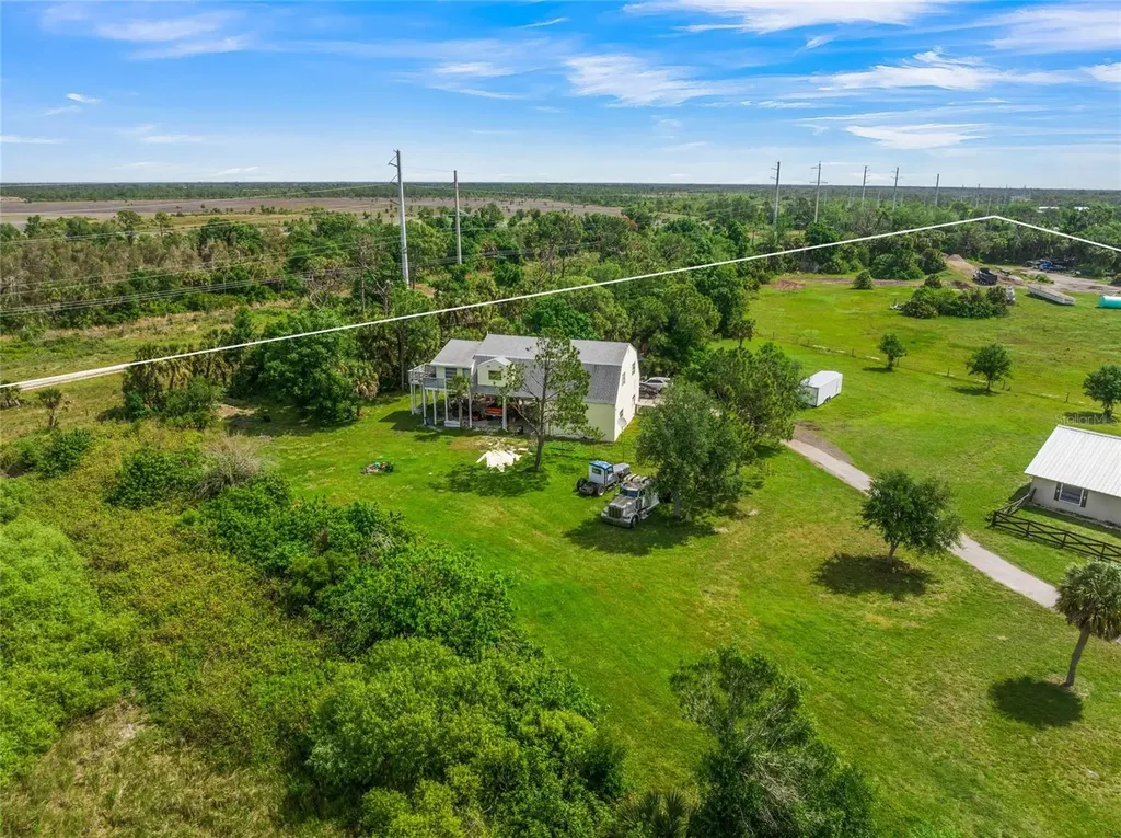 1520 S River Road Englewood FL 34223