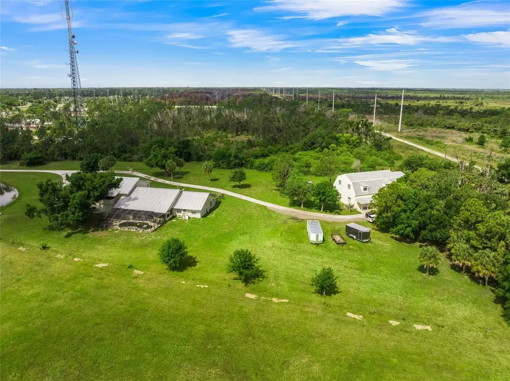 1520 S River Road Englewood FL 34223