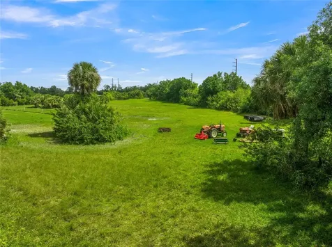 1520 S River Road Englewood FL 34223