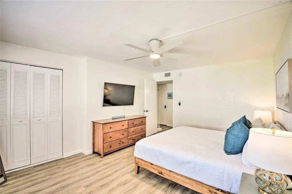 1404 N Atlantic Avenue Daytona Beach FL 32118