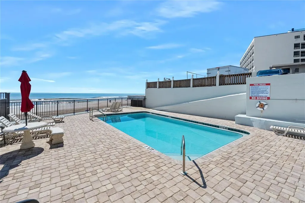 1404 N Atlantic Avenue Daytona Beach FL 32118