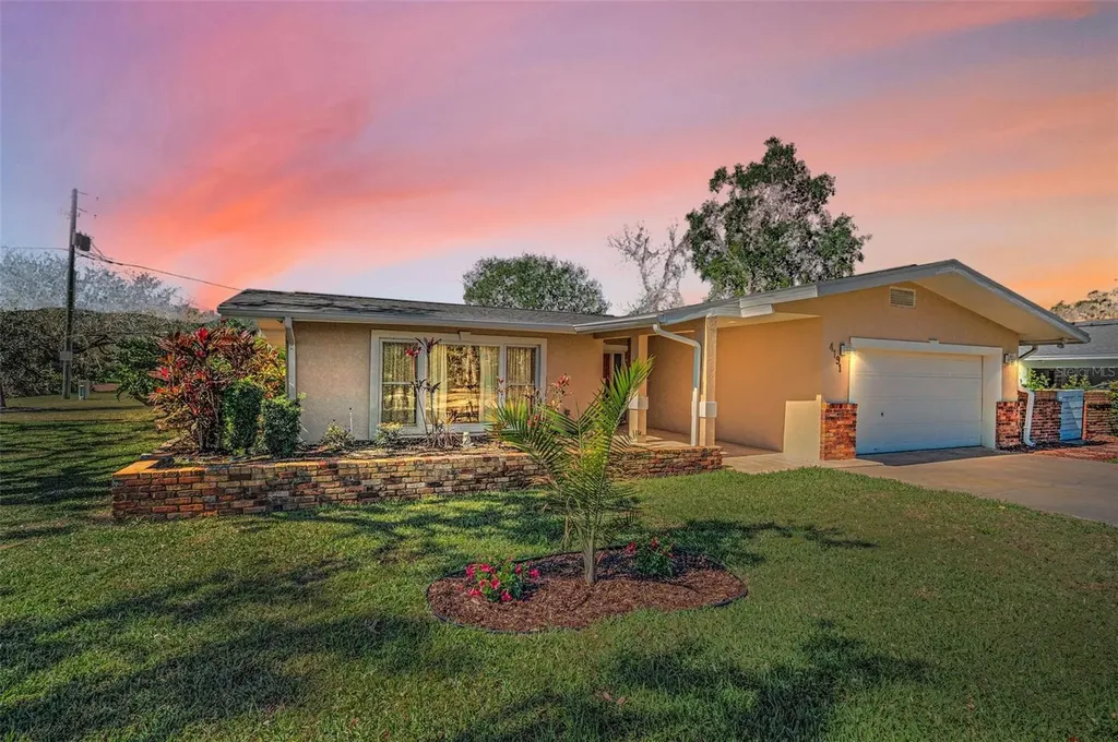 4191 39th Street S St Petersburg FL 33711