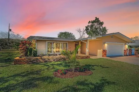 4191 39th Street S St Petersburg FL 33711