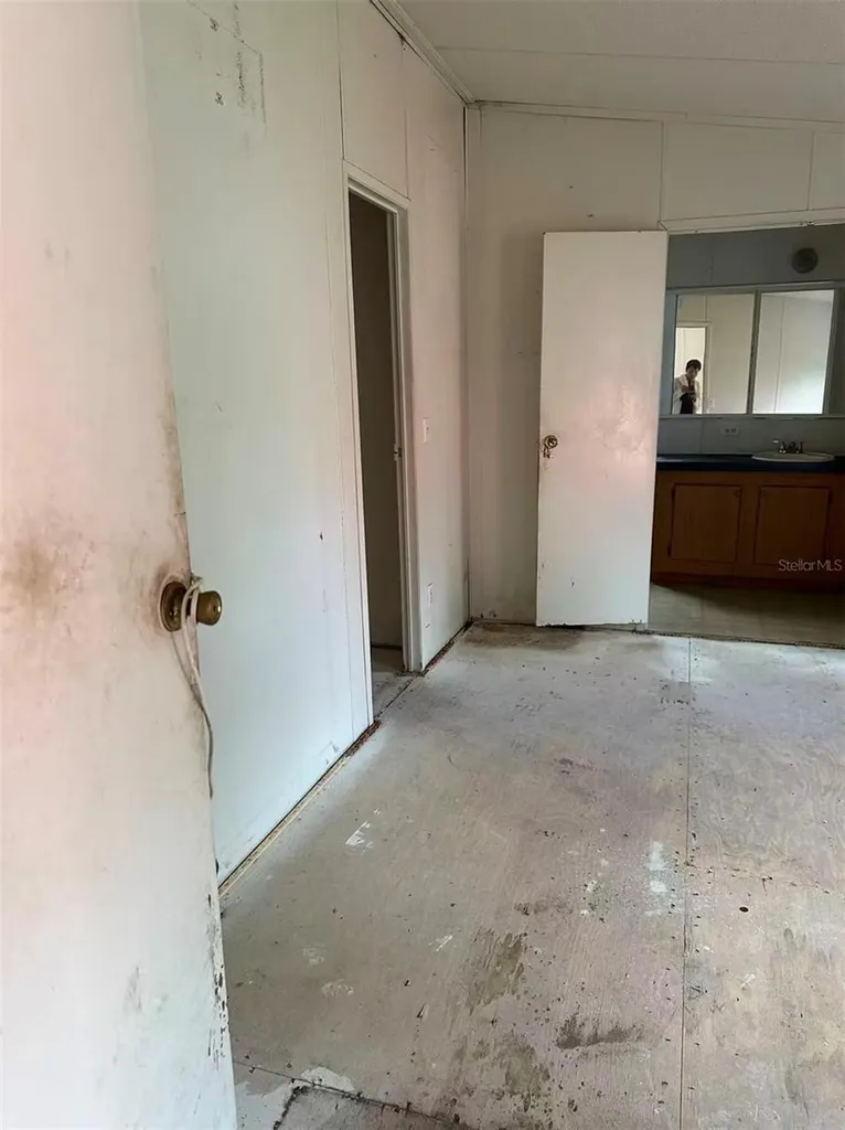 28430 SW 97th Lane Newberry FL 32669