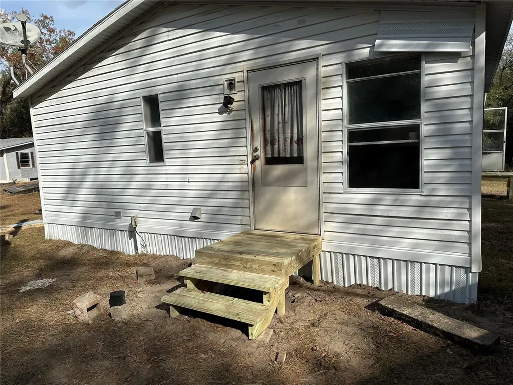28430 SW 97th Lane Newberry FL 32669