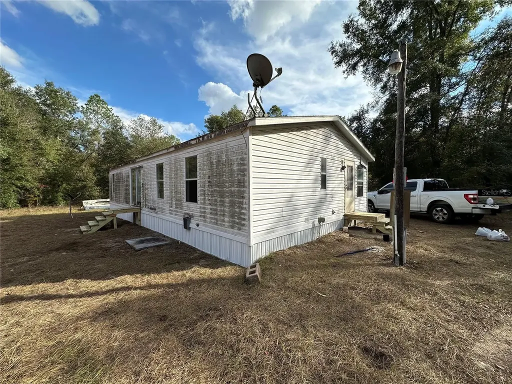 28430 SW 97th Lane Newberry FL 32669